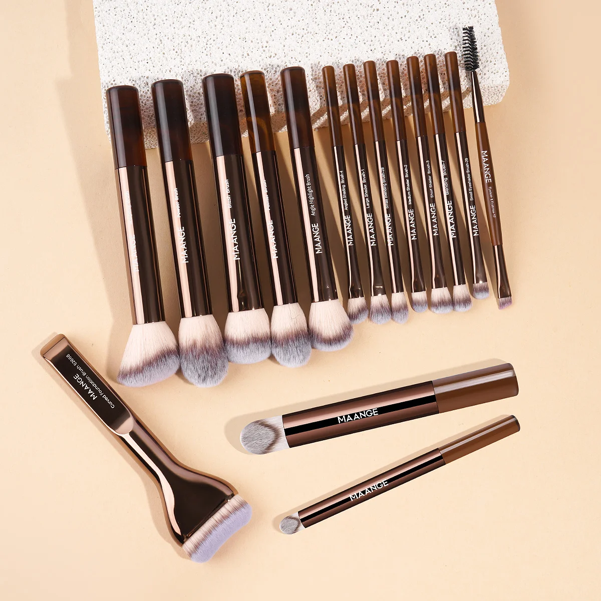 kf-S1e06ea0e26fe473fa2badbb307c36720m MAANGE 16pcs Professional Soft Makeup Brushes Travel Makeup Brush Set Foundation Powder Blush Concealer Contour Eyeshadow Brush - Image 1