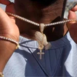 Hip Hop 5A+ CZ Stone Paved Bling Ice Out Cross Praying Hand Pendants Necklaces for Men Rapper Jewelry Gold Silver Color